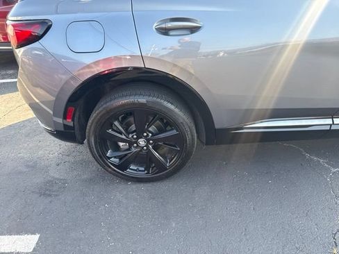 Used 2022 Buick Envision Essence w/ Technology Package I FWD image 15