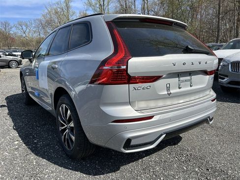 New 2025 Volvo XC60 B5 Core w/ Protection Package Premier image 6
