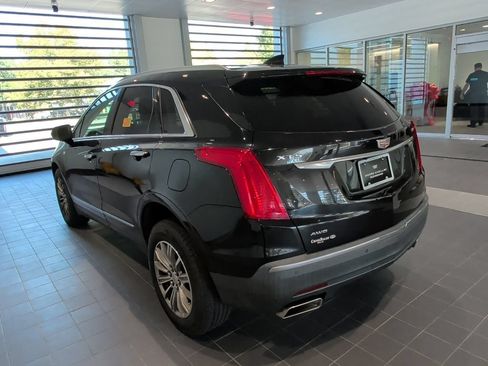 Used 2018 Cadillac XT5 Luxury w/ Driver Awareness Package AWD/4WD image 5