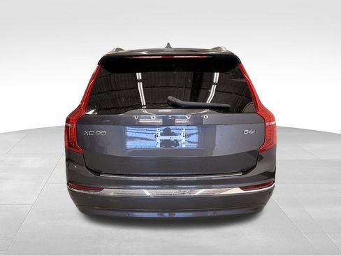 Used 2023 Volvo XC90 B6 Plus w/ Protection Package Premier AWD/4WD image 4