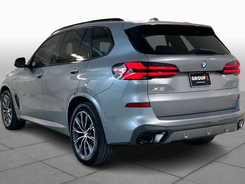 New 2026 BMW X5 xDrive50e image 12