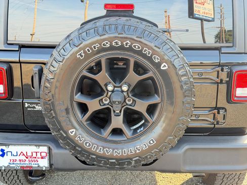 Used 2021 Jeep Wrangler Unlimited Sport AWD/4WD image 89