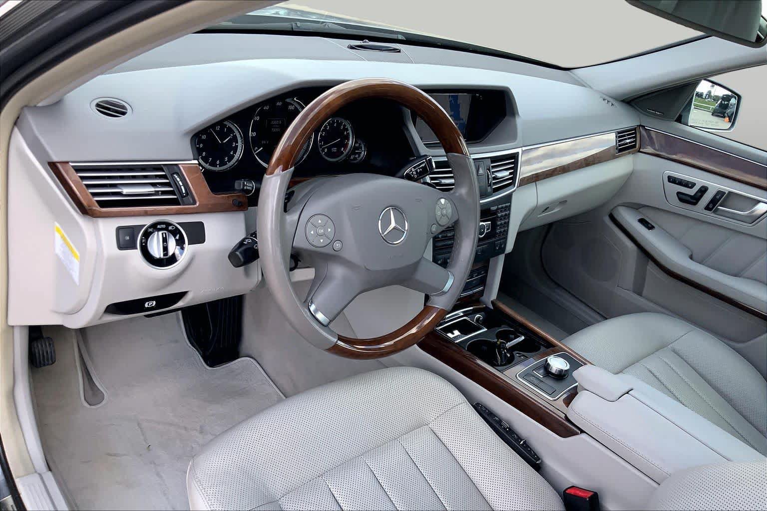 Used 2013 Mercedes-Benz E 350 Sedan image 16