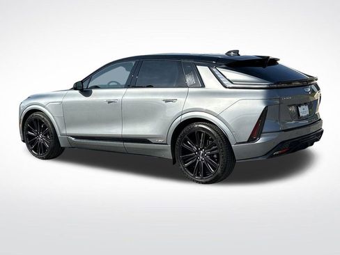 New 2026 Cadillac Lyriq V AWD/4WD image 5