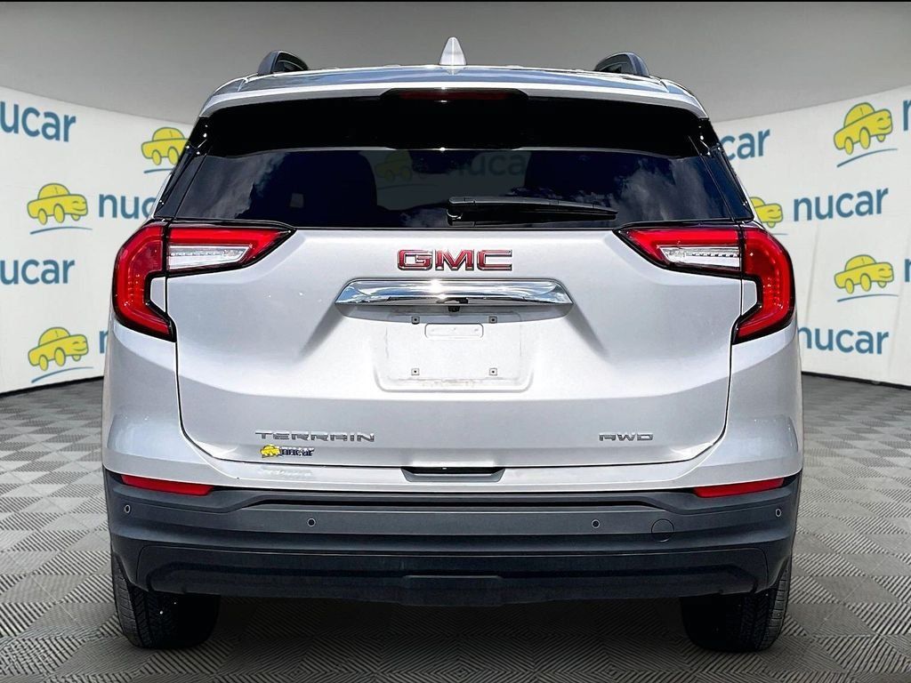 Used 2022 GMC Terrain SLE w/ Driver Convenience Package AWD/4WD image 5