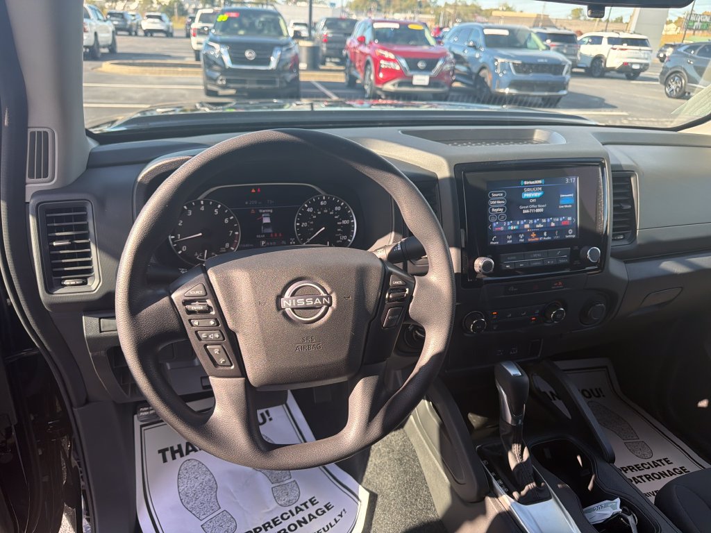 Used 2024 Nissan Frontier S AWD/4WD image 15