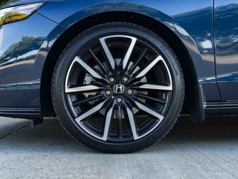 Used 2024 Honda Accord Touring image 14
