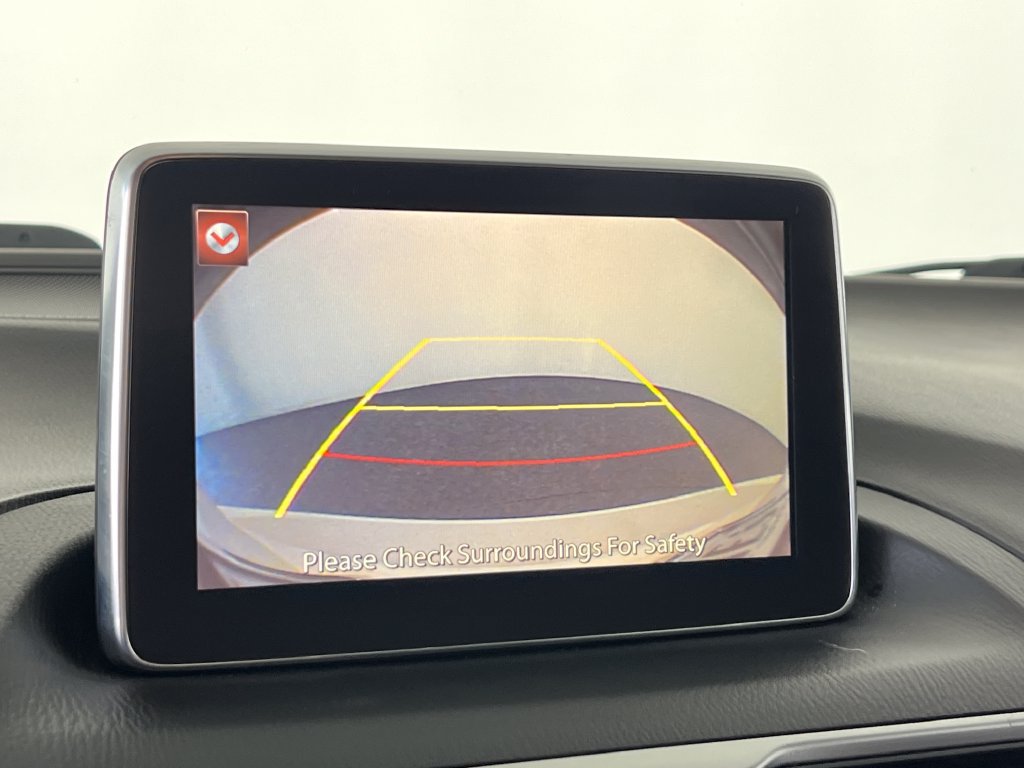 Used 2014 MAZDA MAZDA3 i Touring w/ Technology Package FWD image 22