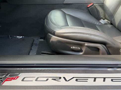 Used 2013 Chevrolet Corvette Grand Sport RWD image 33