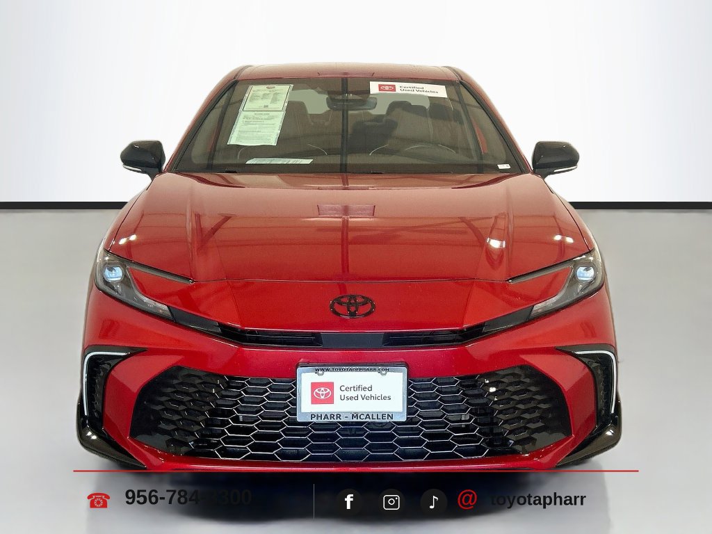 Used 2026 Toyota Camry Hybrid w/ Convenience Package FWD image 2