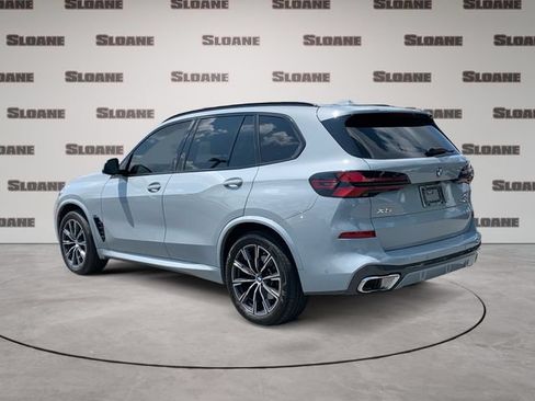 Used 2024 BMW X5 xDrive40i w/ M Sport Package AWD/4WD image 3