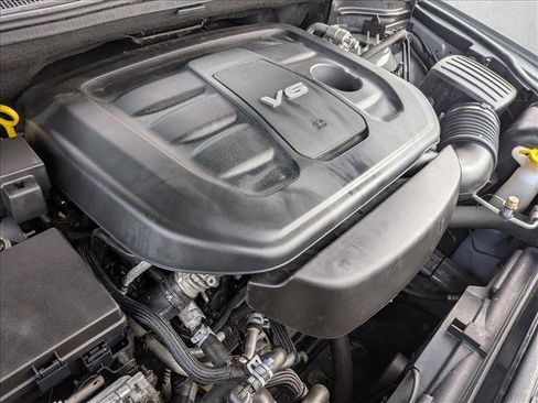 Used 2019 Jeep Grand Cherokee Laredo image 20