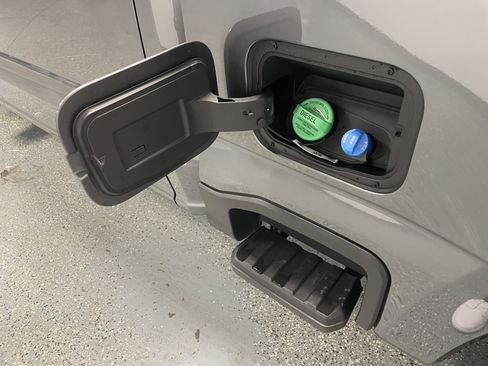 New 2026 Ford F350 Lariat w/ FX4 Off-Road Package image 29