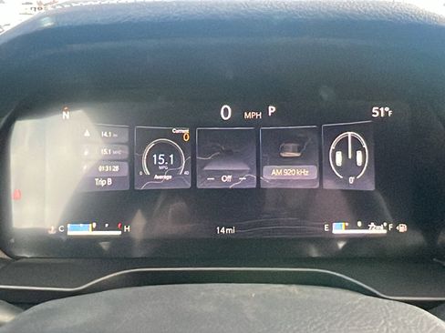 New 2025 Jeep Grand Cherokee Limited w/ Luxury Tech Group II image 31