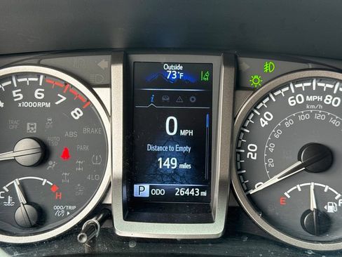 Certified 2023 Toyota Tacoma SR5 AWD/4WD image 40
