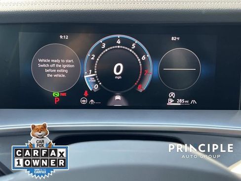 Used 2025 Volkswagen Tiguan SE w/ Panoramic Sunroof Package AWD/4WD image 23
