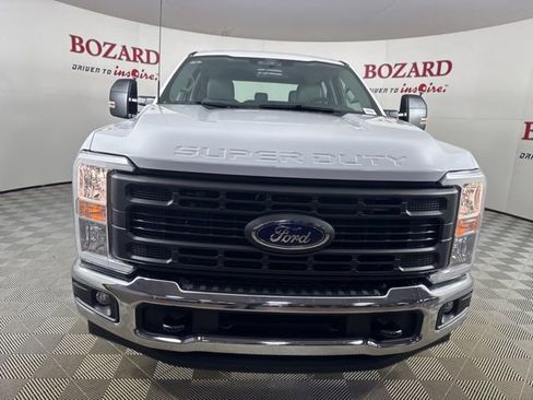 New 2026 Ford F250 XL w/ XL Chrome Package image 2