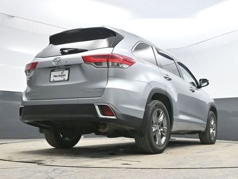 Used 2019 Toyota Highlander Limited Platinum image 40