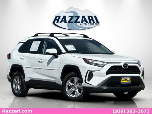 Used 2023 Toyota RAV4 XLE w/ Convenience Package FWD image 1