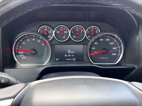 Used 2019 Chevrolet Silverado 1500 LT Trail Boss AWD/4WD image 21