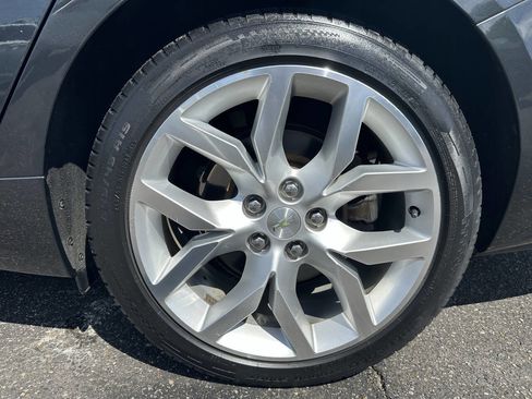 Used 2015 Chevrolet Impala LTZ image 18