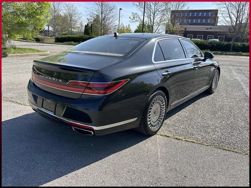 Used 2022 Genesis G90 3.3T Premium image 7