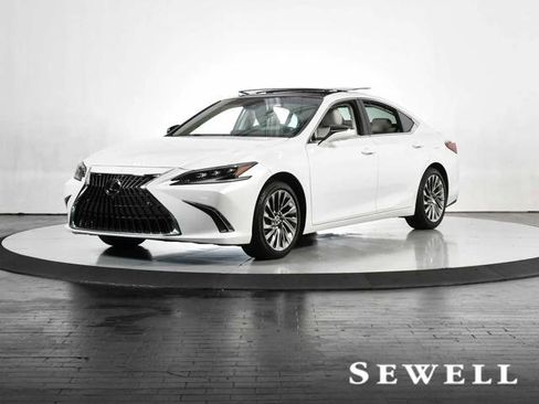 Certified 2024 Lexus ES 350 Ultra Luxury w/ Accessory Package (Z2) FWD image 1