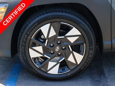 Certified 2025 Hyundai Kona SEL FWD image 9
