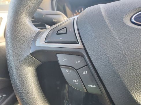 Certified 2017 Ford Fusion SE image 17