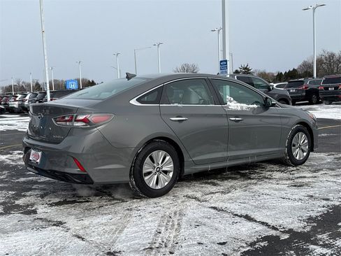 Used 2019 Hyundai Sonata SE image 9