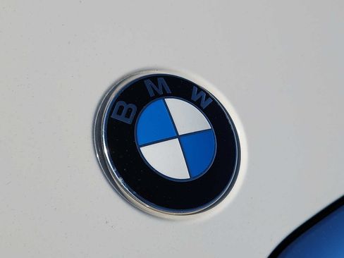 Used 2021 BMW 330i xDrive Sedan w/ Convenience Package AWD/4WD image 4