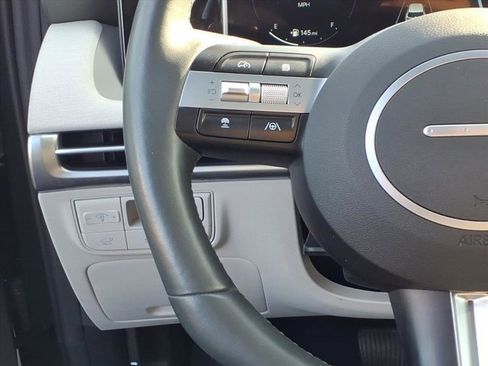 Used 2025 Hyundai Tucson Limited image 16