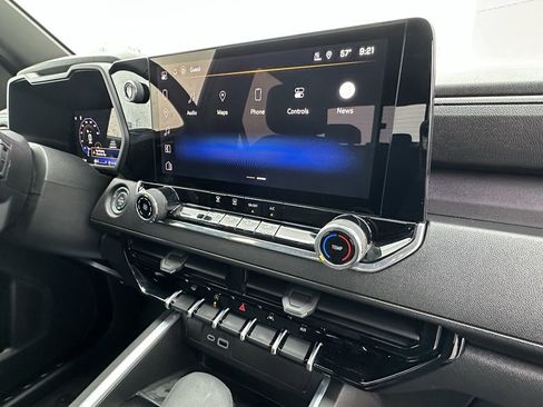 New 2026 Chevrolet Colorado W/T image 13