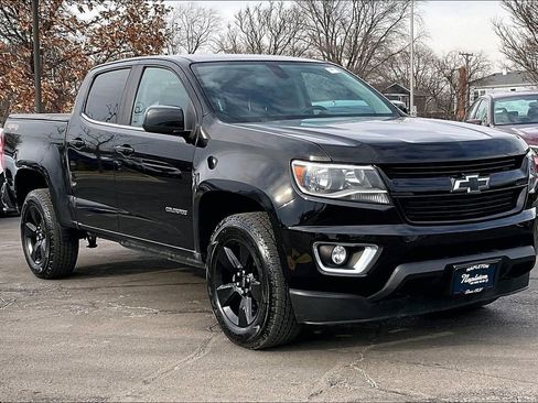 Used 2016 Chevrolet Colorado LT w/ Midnight Edition image 38