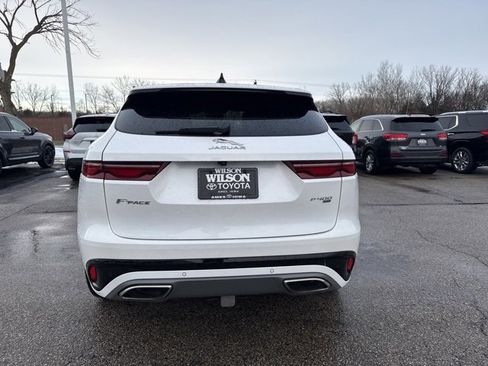 Used 2023 Jaguar F-PACE R-Dynamic S image 5