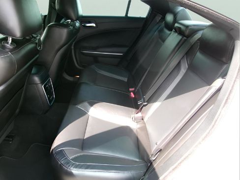 Used 2022 Dodge Charger SXT w/ Plus Group image 10