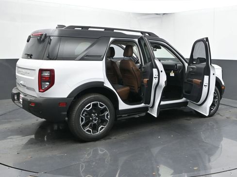 New 2025 Ford Bronco Sport Outer Banks w/ Outer Banks Tech Package+ image 58