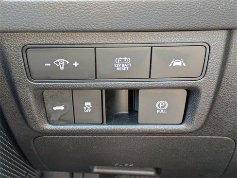 Used 2023 Hyundai Sonata SEL image 25