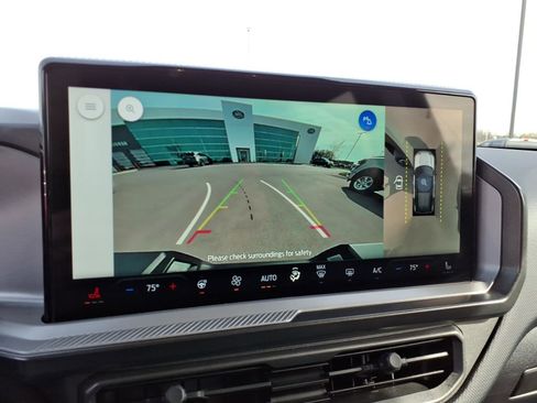 Certified 2025 Ford Bronco Sport Outer Banks w/ Outer Banks Tech Package+ image 21