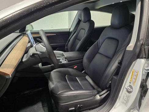 Used 2022 Tesla Model 3 image 6