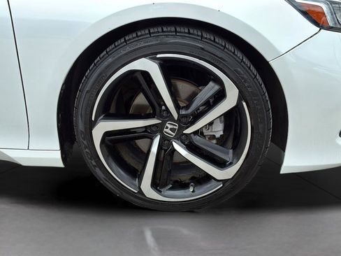 Used 2022 Honda Accord Sport image 29