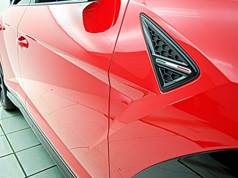 Used 2022 Lamborghini Urus image 22