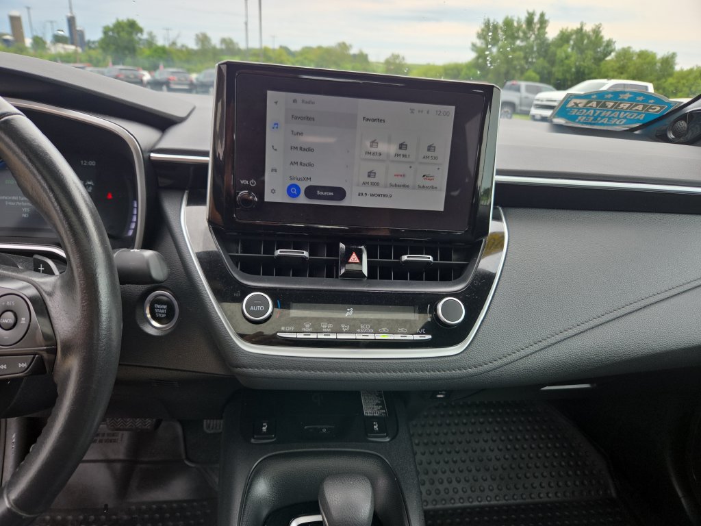 Used 2024 Toyota Corolla XSE FWD image 17