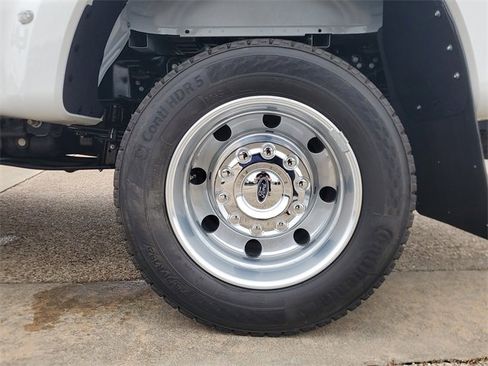 Used 2024 Ford F450 Lariat w/ Chrome Package image 7