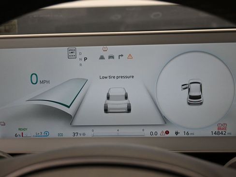 Used 2022 Hyundai Ioniq 5 SE image 20