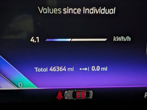 Used 2023 BMW i7 xDrive60 AWD/4WD image 12