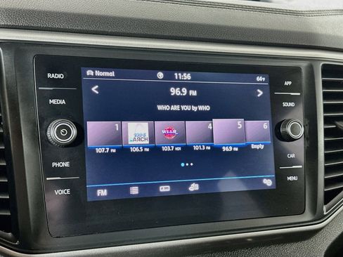 Used 2020 Volkswagen Atlas Cross Sport SE AWD/4WD image 14