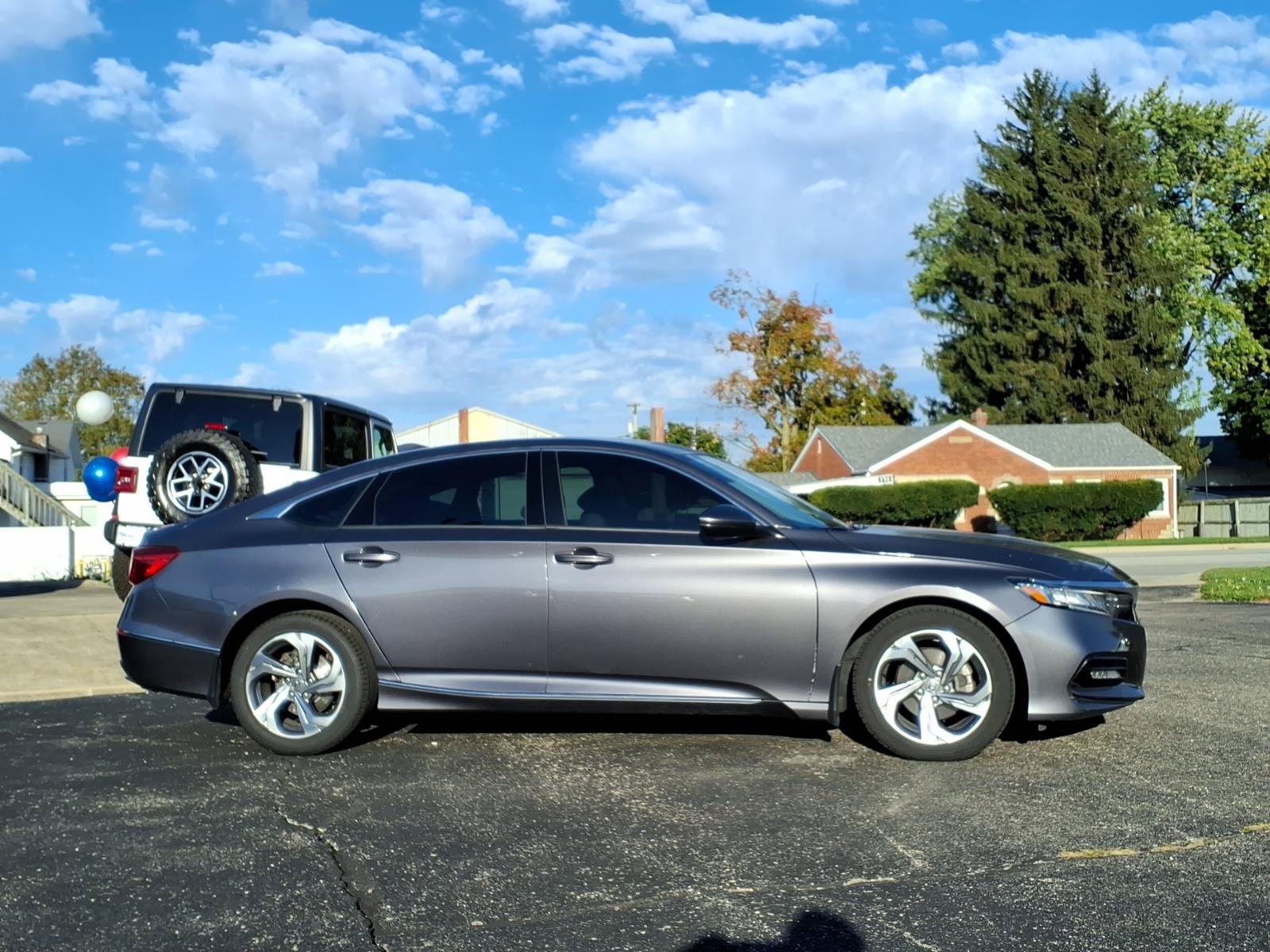 Used 2018 Honda Accord EX-L image 8
