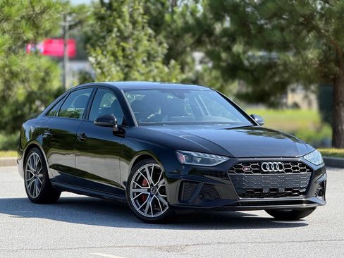 Used 2020 Audi S4 Premium Plus w/ Premium Plus Package AWD/4WD image 12