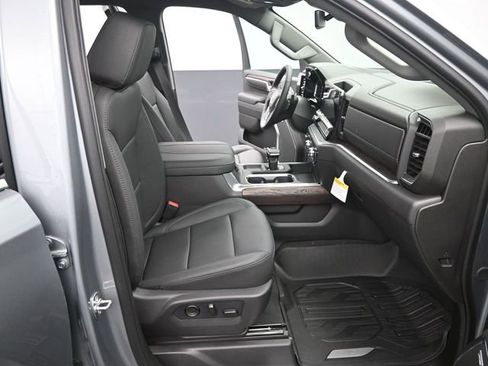 New 2026 GMC Sierra 1500 SLT w/ SLT Premium Plus Package image 18
